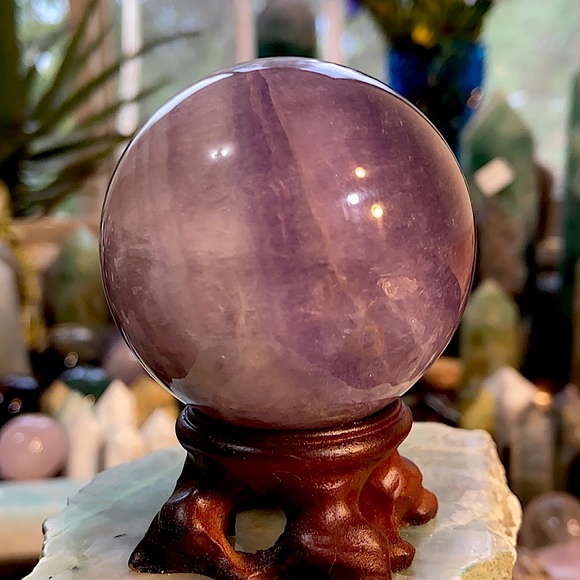 🔥SALE🔥 Purple Fluorite Crystal Sphere With Sparkles! Watch The Video! - Picture 3 of 7